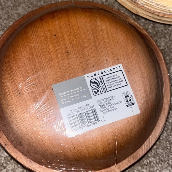 Spritz Tan Bamboo Look Snack Plates Set (30 total) - Picture 3 of 4